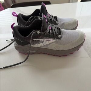 Brooks Gray and Purple Women's Trail Runners